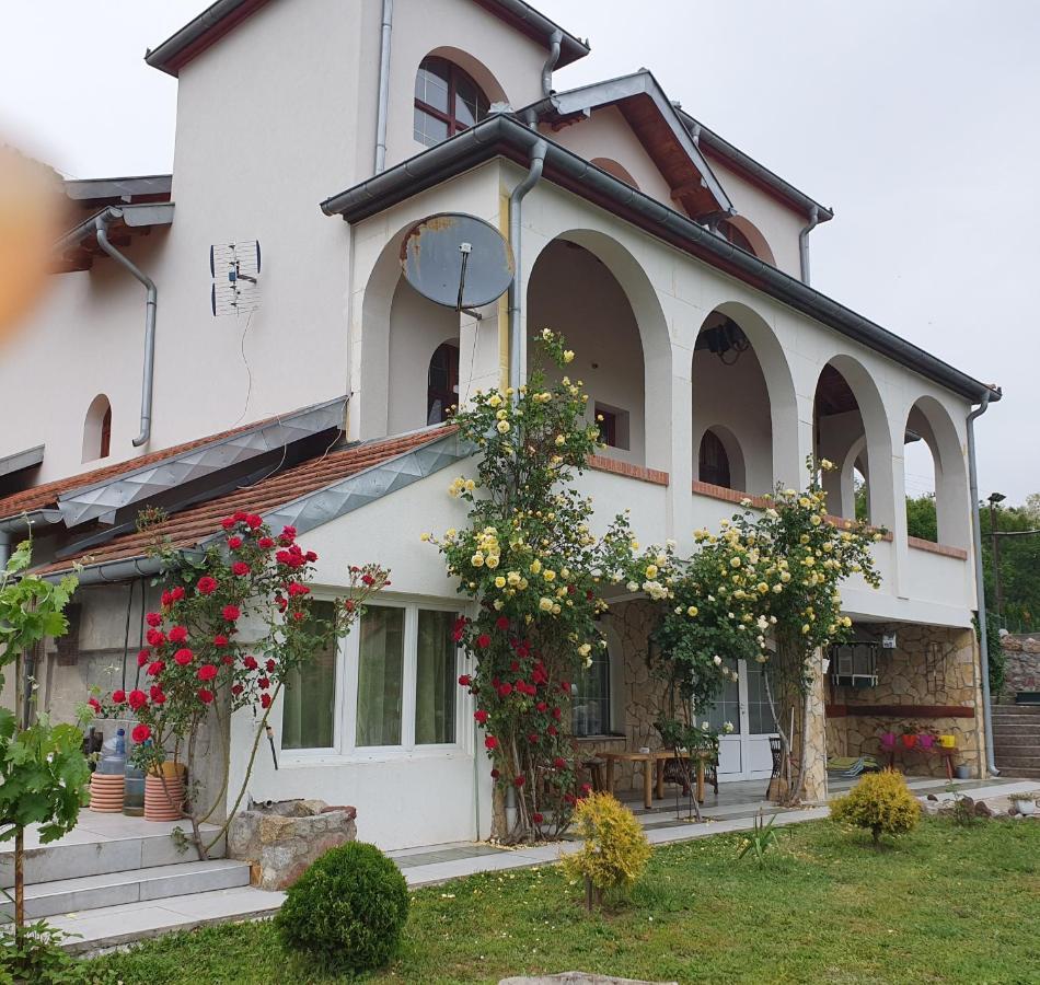 Knez Apartmani Senje Exterior foto